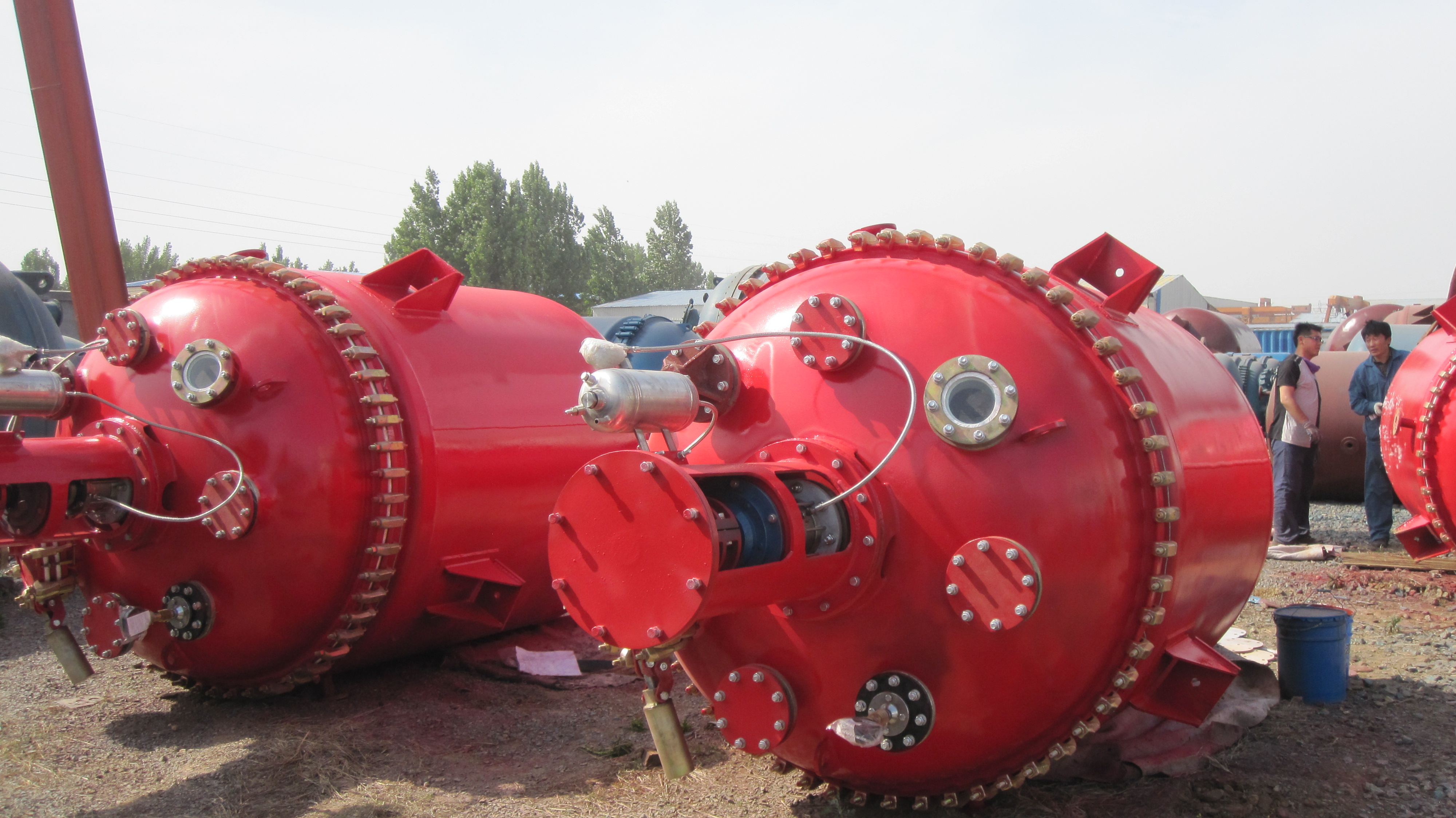 如何判斷搪瓷反應罐是否被翻新(圖1) 搪瓷反應罐